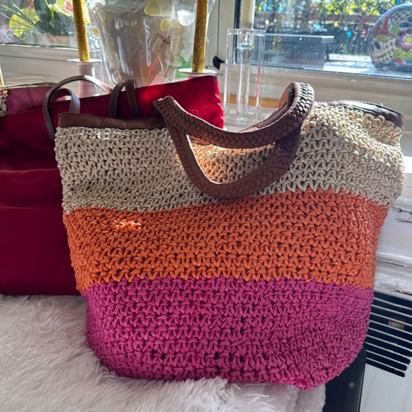 Bundle of 3 Handbags  lovely and eye catching - Picture 5 of 5